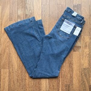 Good American good legs flare Jeans